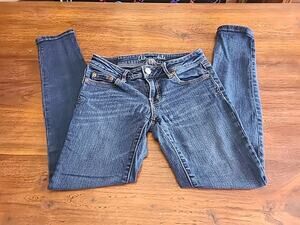 Aeropostale Jeans Womens Size 2 Short Dark Blue Lola Jeggings